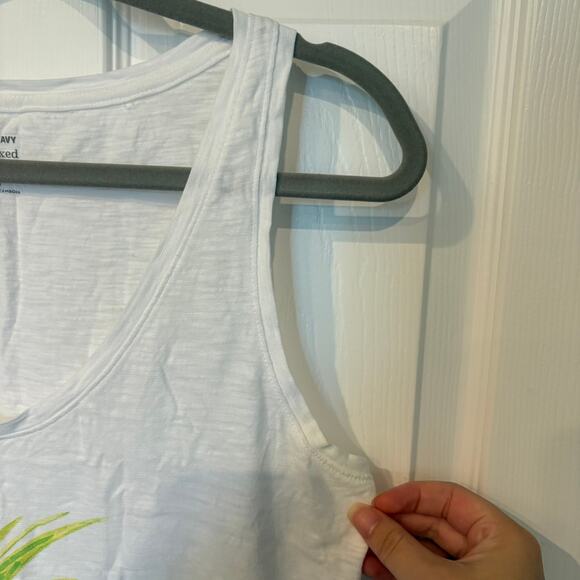 Old Navy Pineapple Relaxed Racerback Tank White Small - Picture 7 of 8